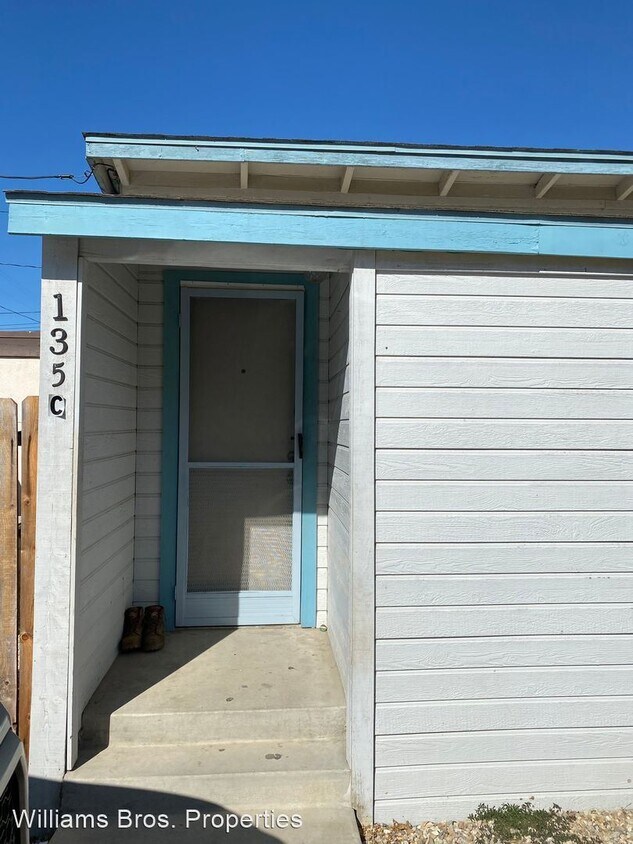 Primary Photo - 1 br, 1 bath House - 135 N. Pacific #C