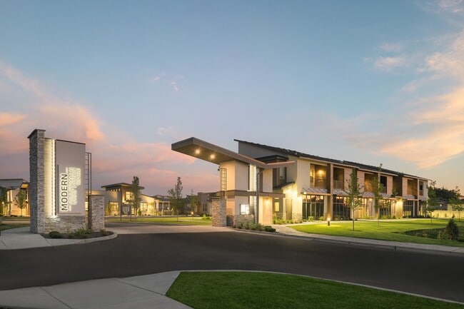 Building Photo - Modern Craftsman - Ten Mile Building Photo - Modern Craftsman - Ten Mile