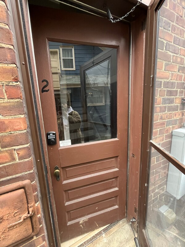 Foto del edificio - 126 Simpson St