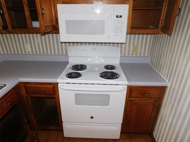 Foto del edificio - 123 County Road 142 - B Apt. B