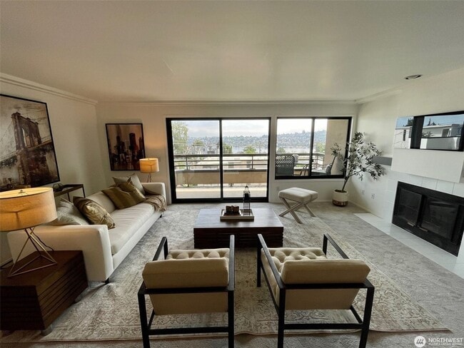 Building Photo - 2Bd/2Ba Seattle Condo