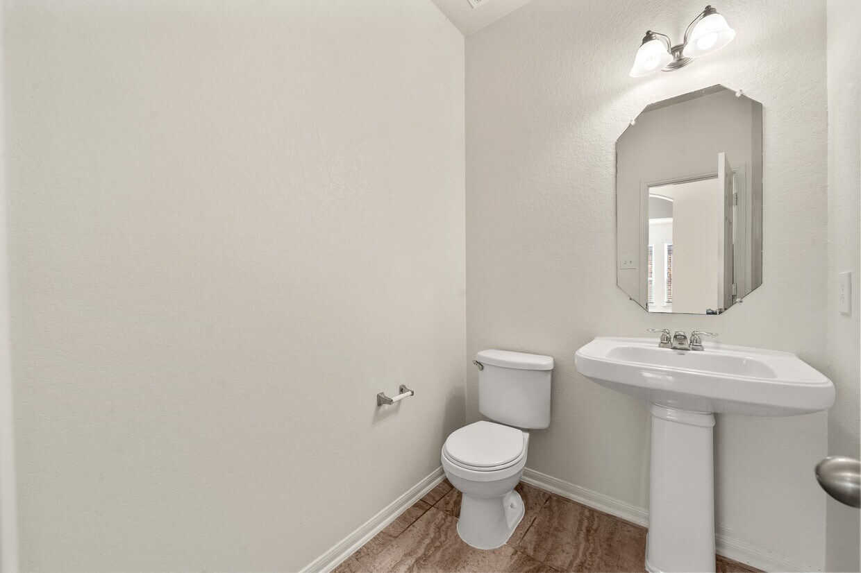 Foto del edificio - 6411 Westward Wood Way