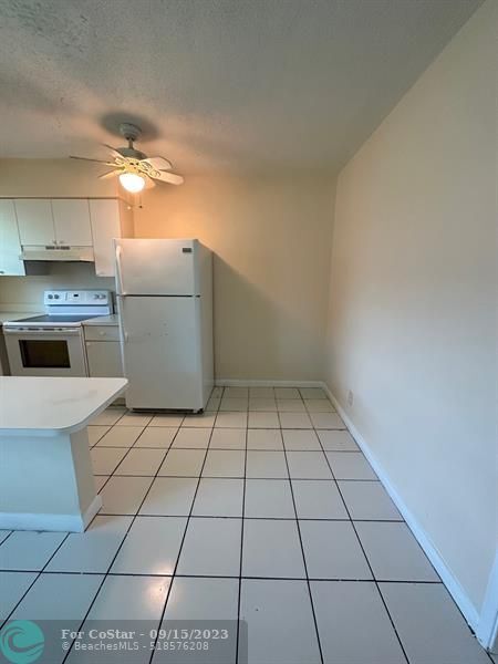 Foto del edificio - 1038 NW 3rd Ave