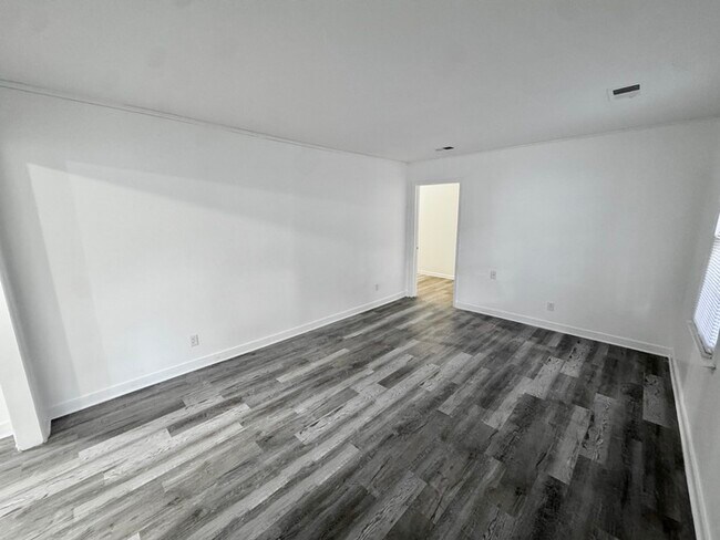 Foto del edificio - 845 Gracewood St