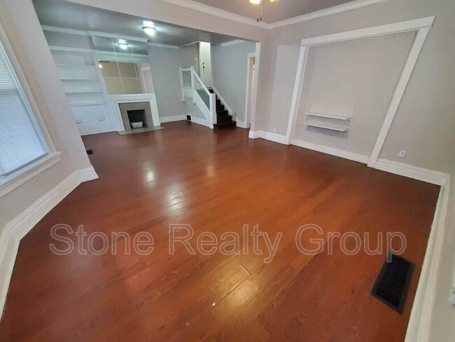 Building Photo - 710 S 8th St