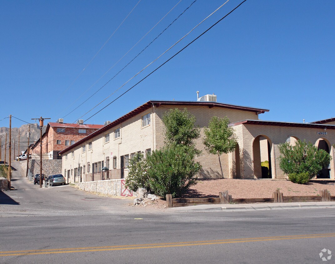 4905 N Copia St, El Paso, TX 79930 Apartments in El Paso, TX