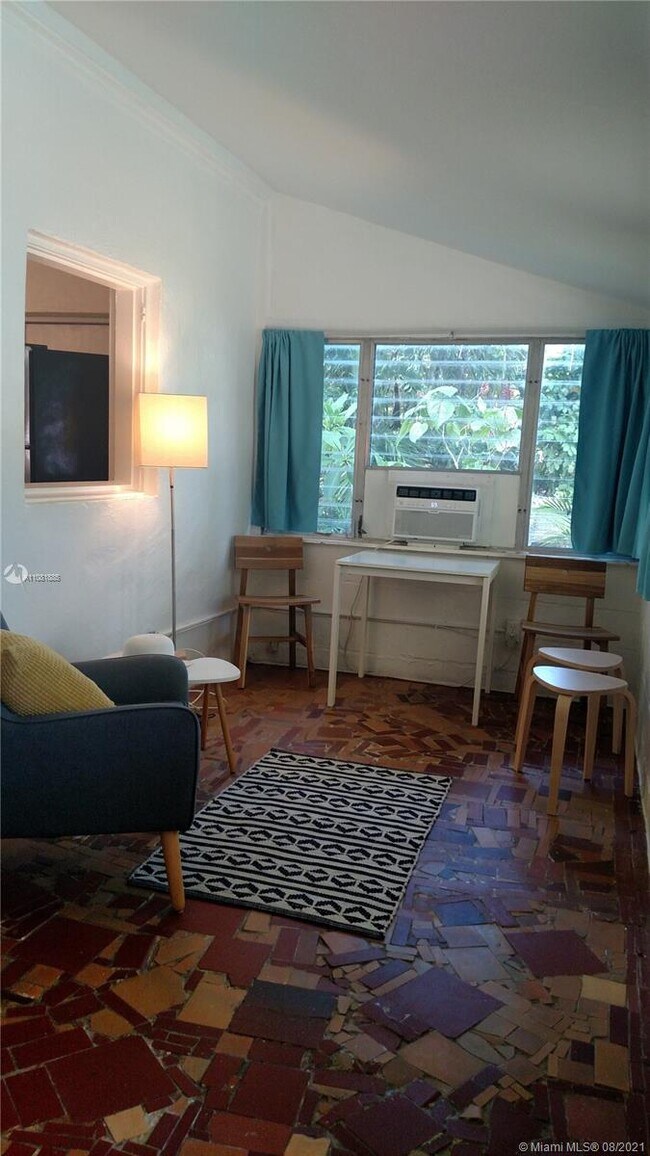 Foto del edificio - 11342 Peachtree Dr