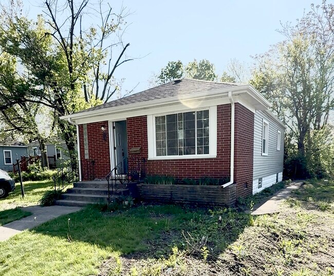 Building Photo - TANEY PLACE