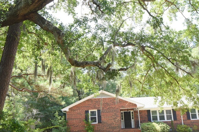 Building Photo - 1502 Parmele Dr