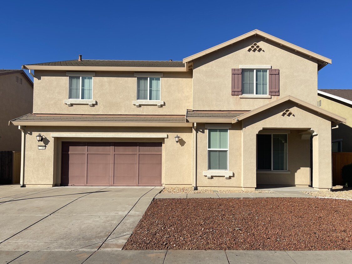 Primary Photo - 9748 Collie Way