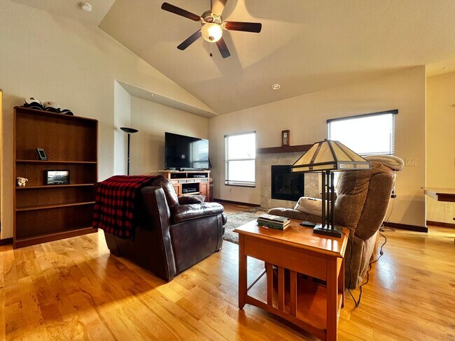 Foto del edificio - Elegant 3 Bedroom 2.5 Bathroom Home