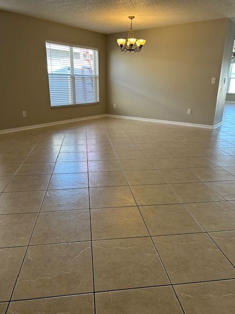 Foto del edificio - 15181 Sugargrove Way