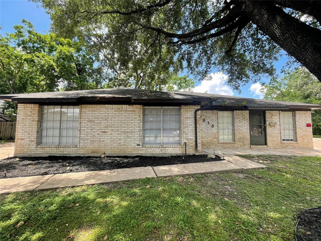 Foto principal - 7315 Housman St