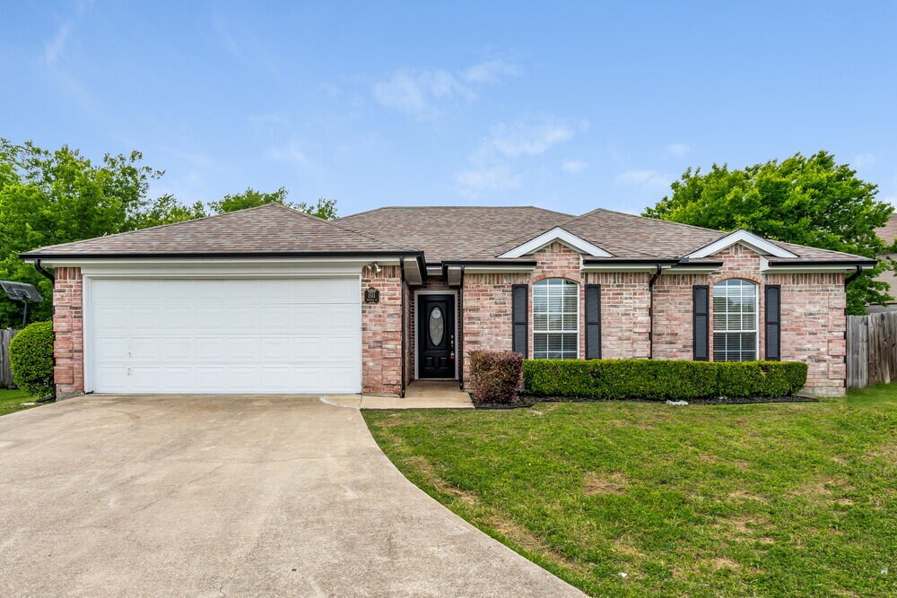 Foto principal - 1511 Pintail Ct