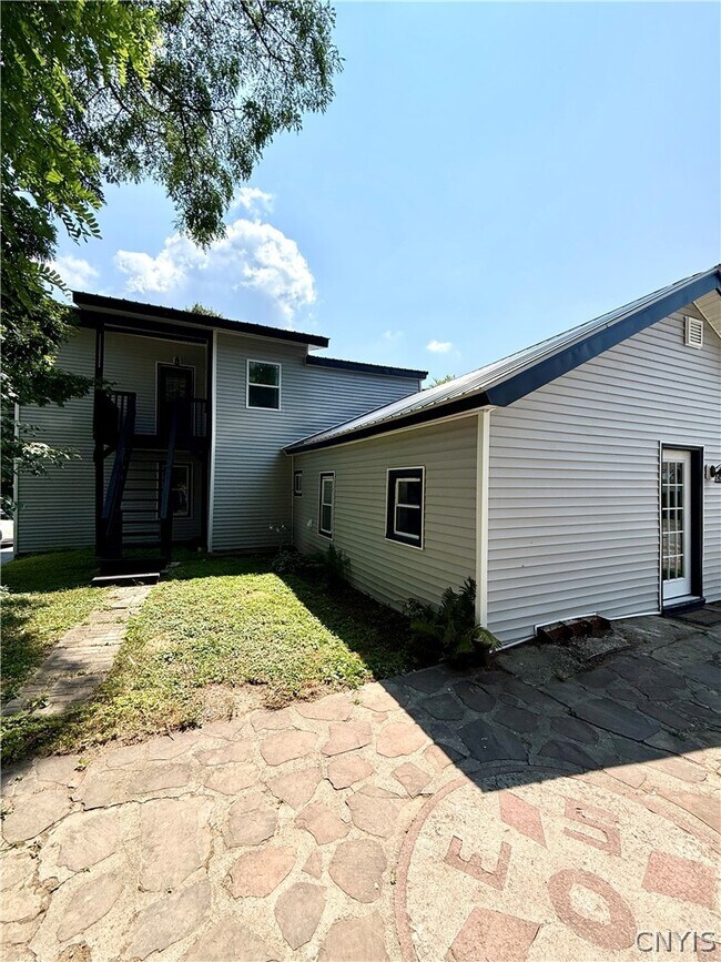 Foto del edificio - 4921 Jefferson St
