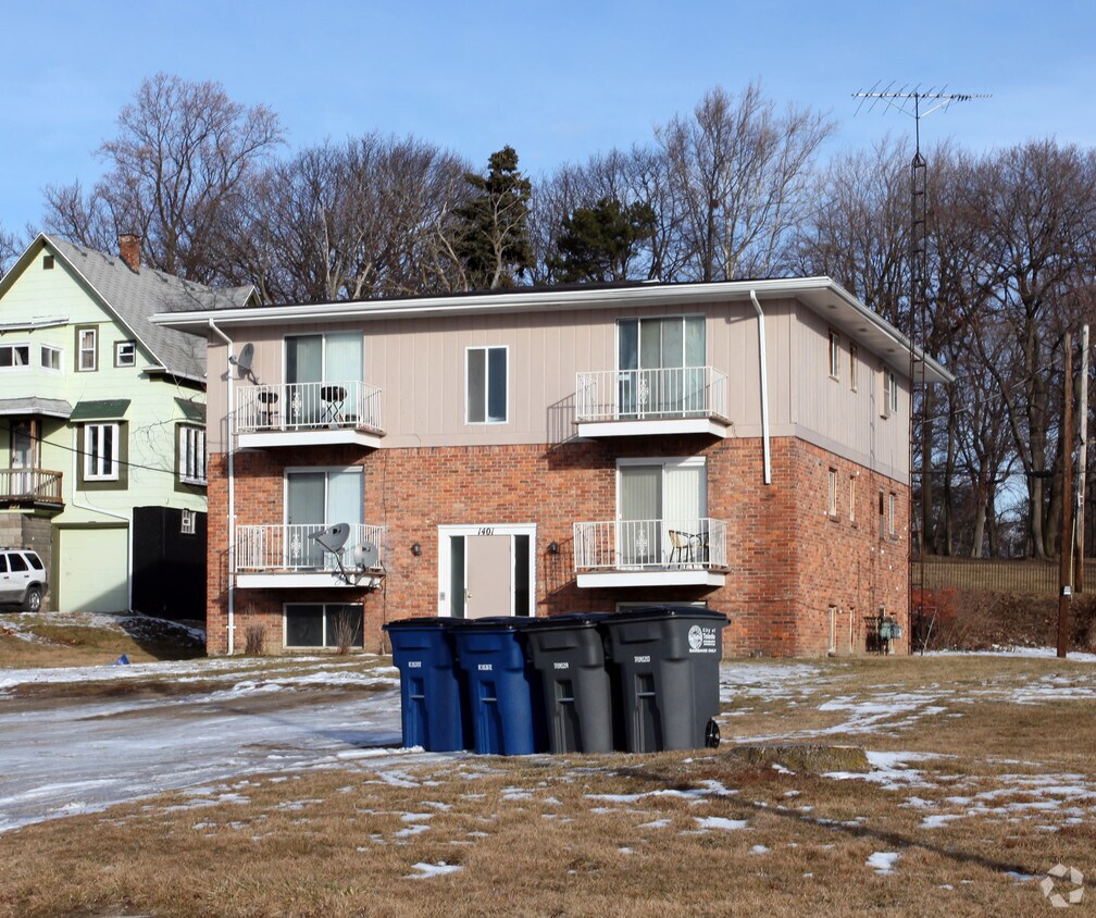 Primary Photo - 1401 W Central Ave