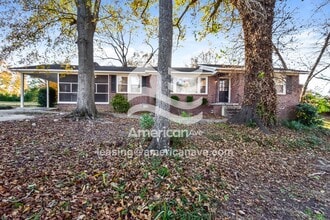 Building Photo - 211 St Patrick Rd