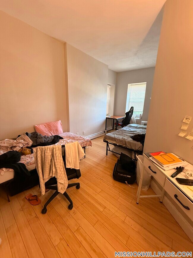 Foto del edificio - 338 Warren St