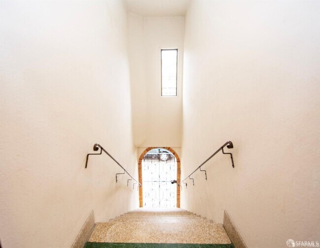 Foto del edificio - 145 11th Ave