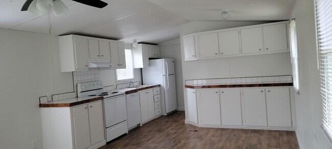 Foto del edificio - Ready to Move in