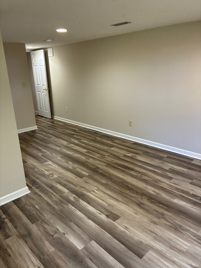 Foto del edificio - 1412 Westwood Ln
