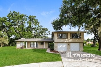 Building Photo - 1010 Rochelle Ln