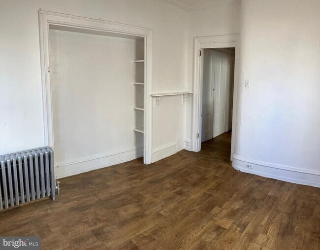 Foto del edificio - 2215 Catharine St