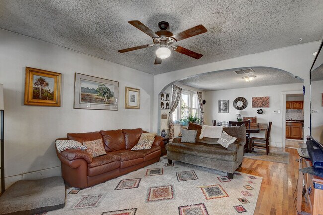 living room - 1396 Meade St