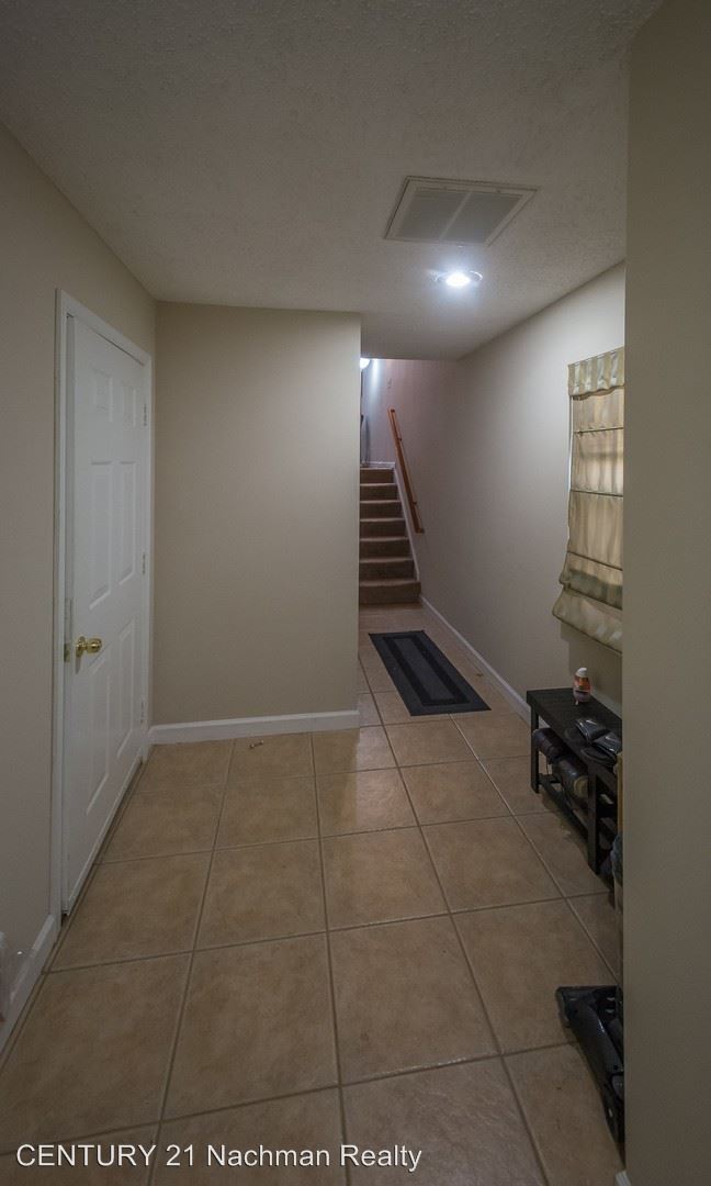 Foto del edificio - 3 br, 2.5 bath House - 529 Kristy Court