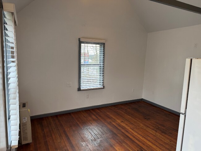 Foto del edificio - 16401 Hwy 99