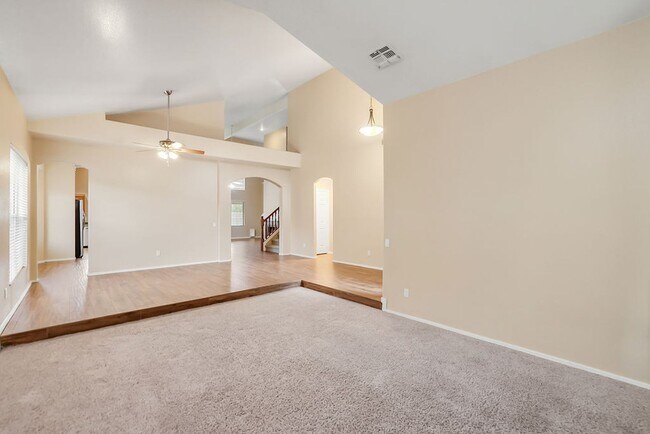 Building Photo - Beautiful Chandler home with pool!