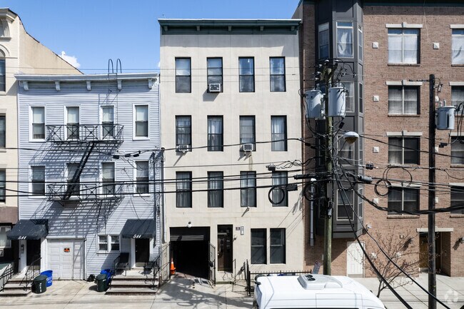 Foto del edificio - 509 Monroe St