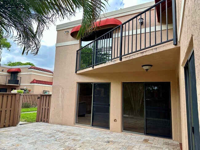Foto del edificio - 8074 Severn Dr