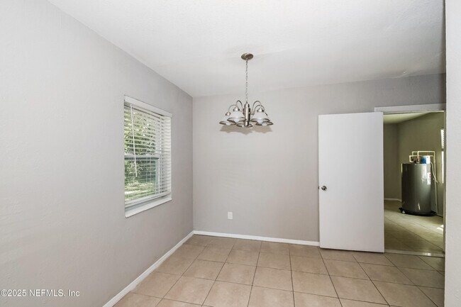 Building Photo - 3112 Hartridge St