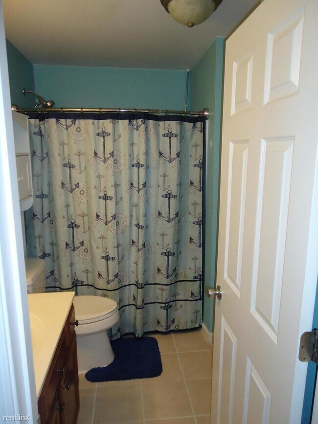 Foto del edificio - 2 br, 2 bath Condo - 120 Middletown Sq