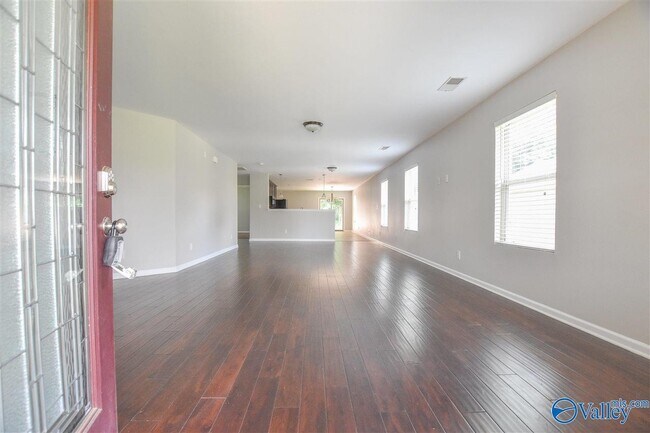 Building Photo - 189 Bermuda Lakes Dr