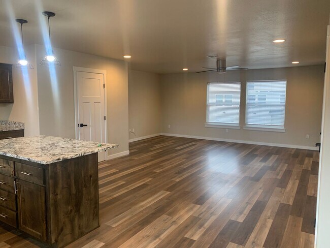 Building Photo - 7857 28th St