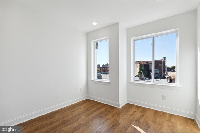 Foto del edificio - 673 N Preston St