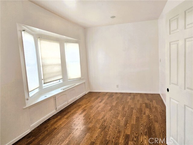 Foto del edificio - 3033 N Main St