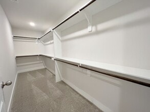 Building Photo - 7002 Cedar Breeze Ct