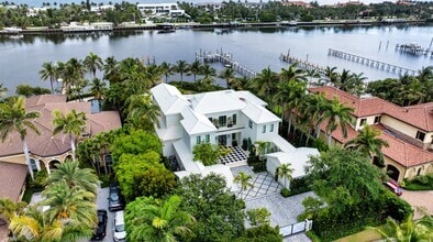 Building Photo - 1100 SE Atlantic Dr