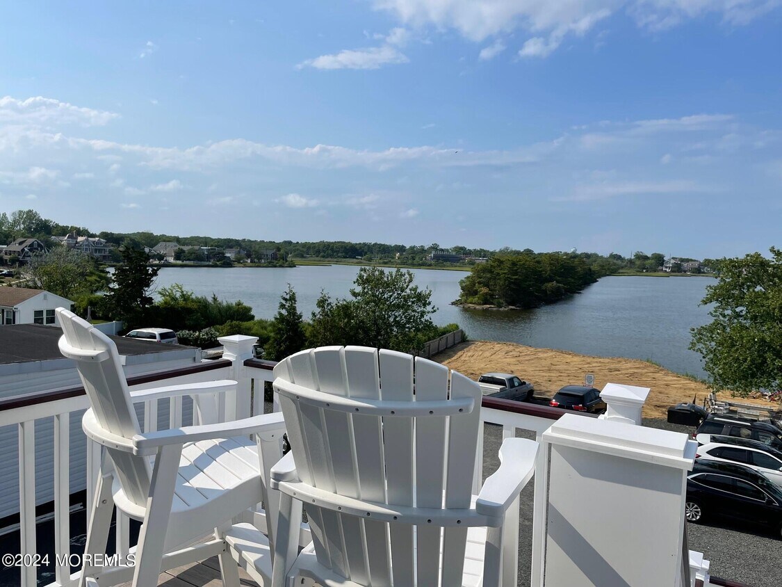 82 Bridge Ave, Bay Head, NJ 08742 Room for Rent in Bay Head, NJ