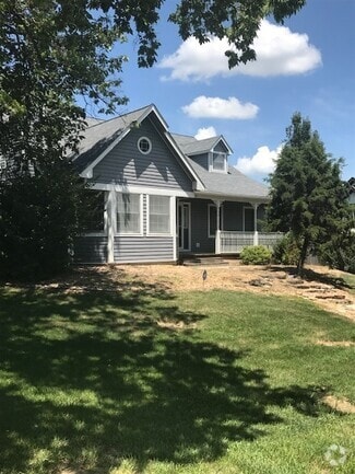 Building Photo - 201 Christy Dr