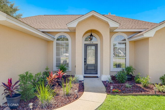 Building Photo - 108 Leeward Way