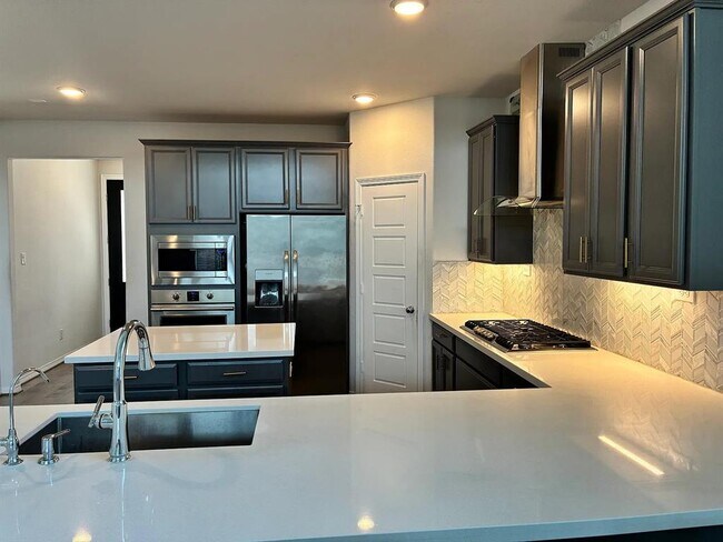 Foto del edificio - 4135 Chloe Ridge Ln