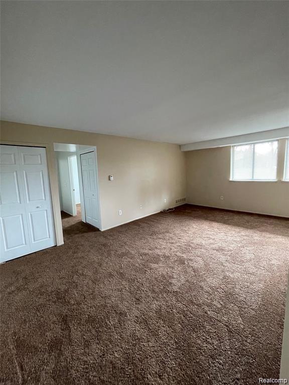 30056 W 12 Mile Rd Unit 73, Farmington Hills, MI 48334 Condo for Rent in Farmington Hills, MI
