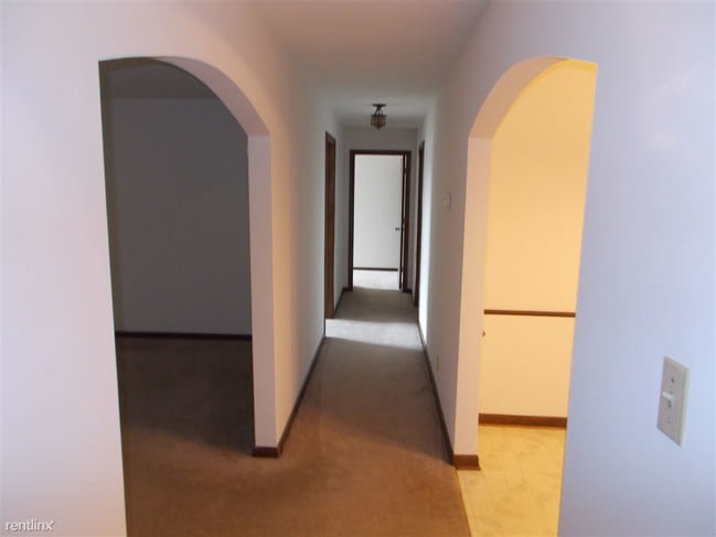 Building Photo - 1630 Camellia Dr