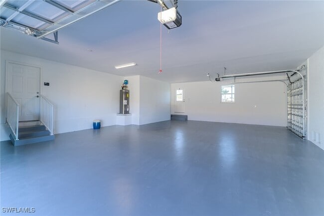 Building Photo - 50 N Sunset St