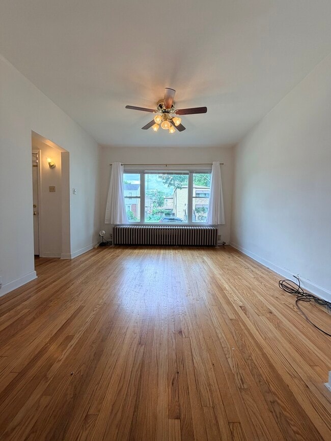 Foto del edificio - 2618 73rd Ave