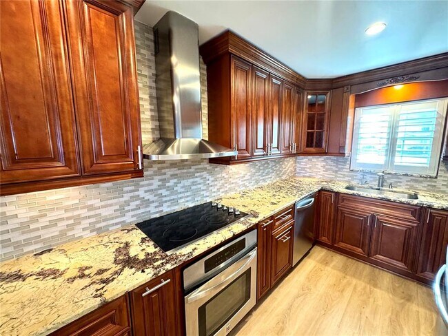 Foto del edificio - 4974 Coquina Key Dr SE